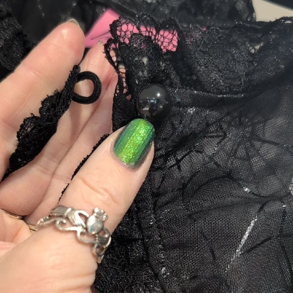 Vixen by Micheline Pitt Black Spiderweb Shrug - Picture 5 of 6